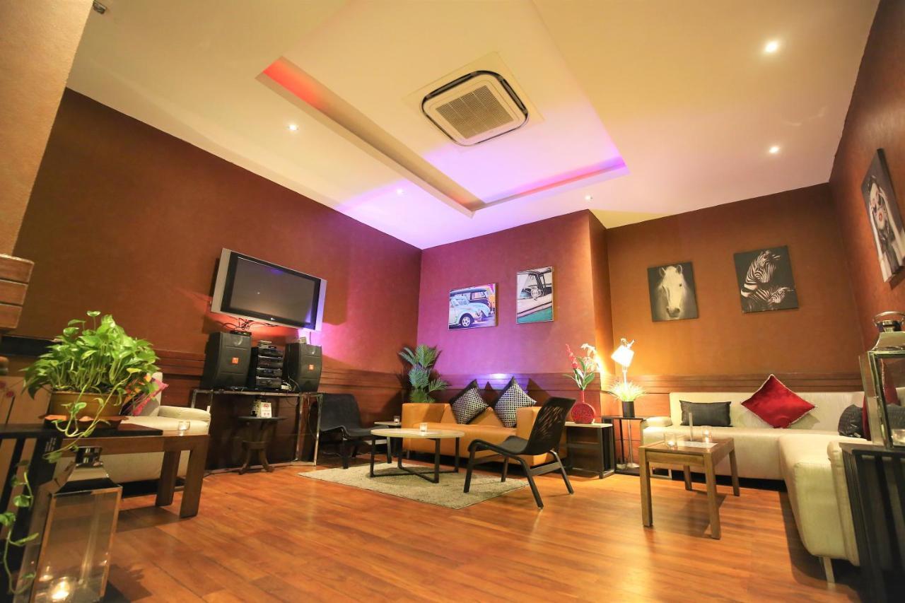 The Euro Grande Hotel Bangkok Esterno foto